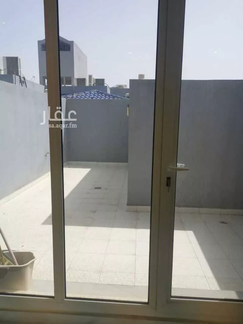 2 bedroom floor in Al Olaya 8