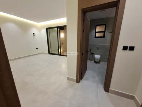 4 bedroom floor in Al Janadriyah 6
