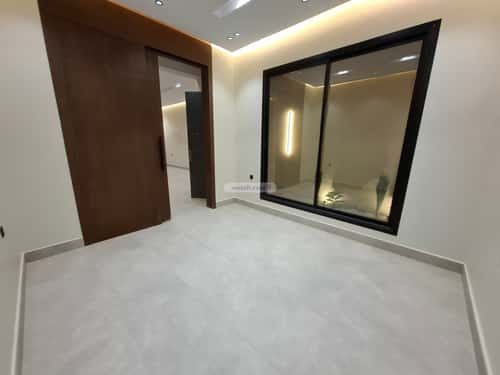 4 bedroom floor in Al Janadriyah 4