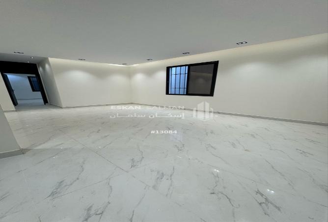 7 bedroom apartment in Al Janadriyah 3