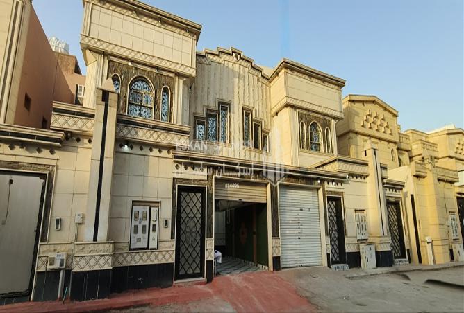 6 bedroom apartment in Al Janadriyah 2
