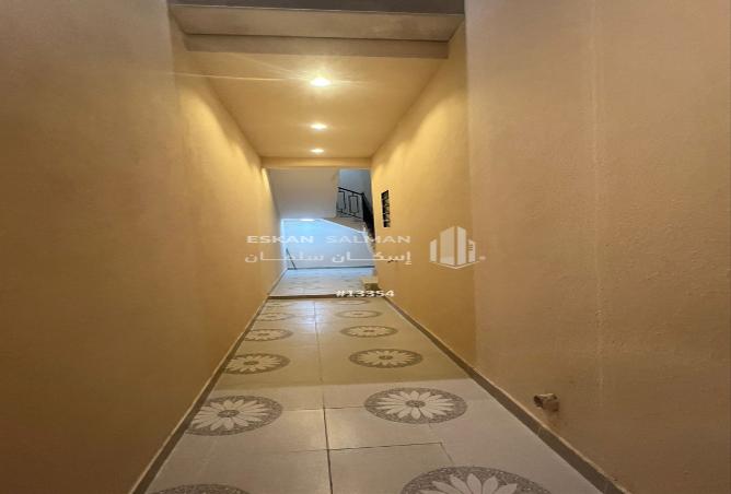 6 bedroom apartment in Al Janadriyah 2