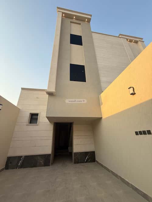 4 bedroom floor in Al Safaa 7