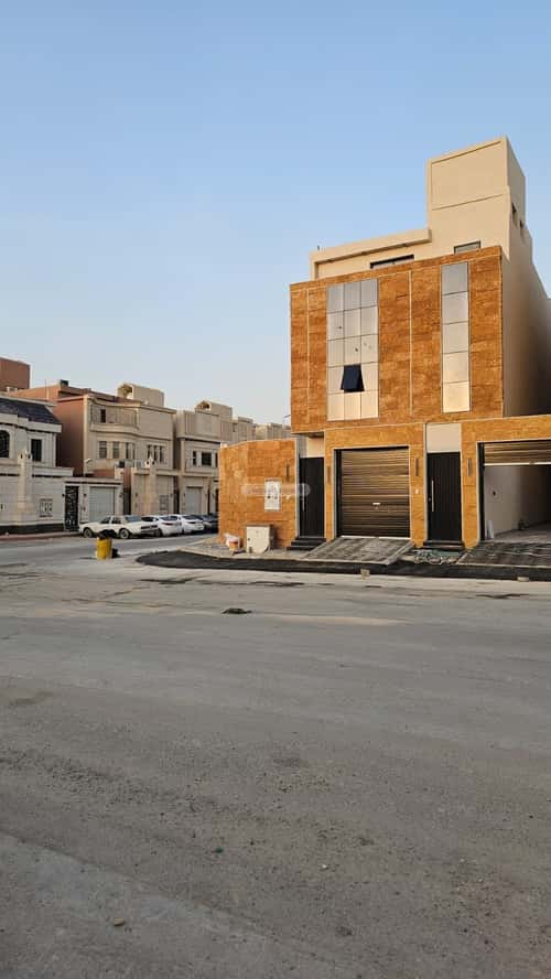 5 bedroom floor in Tuwaiq 6