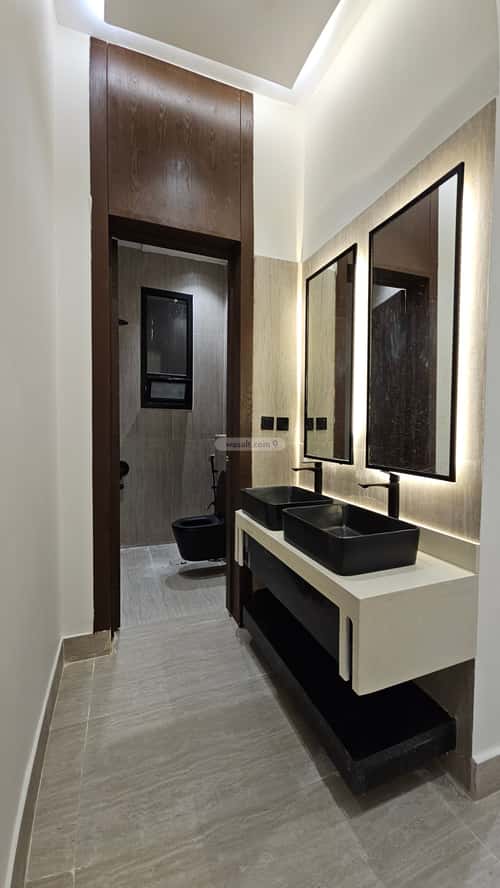 5 bedroom floor in Tuwaiq 3