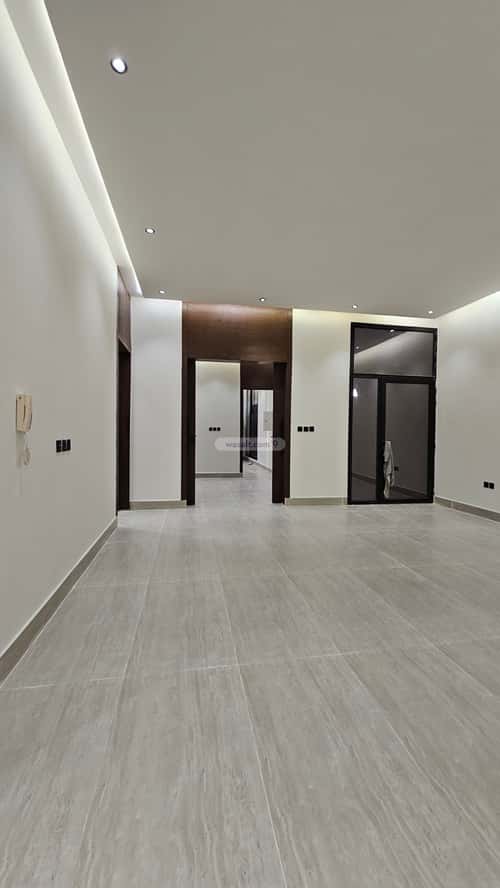 5 bedroom floor in Tuwaiq 9
