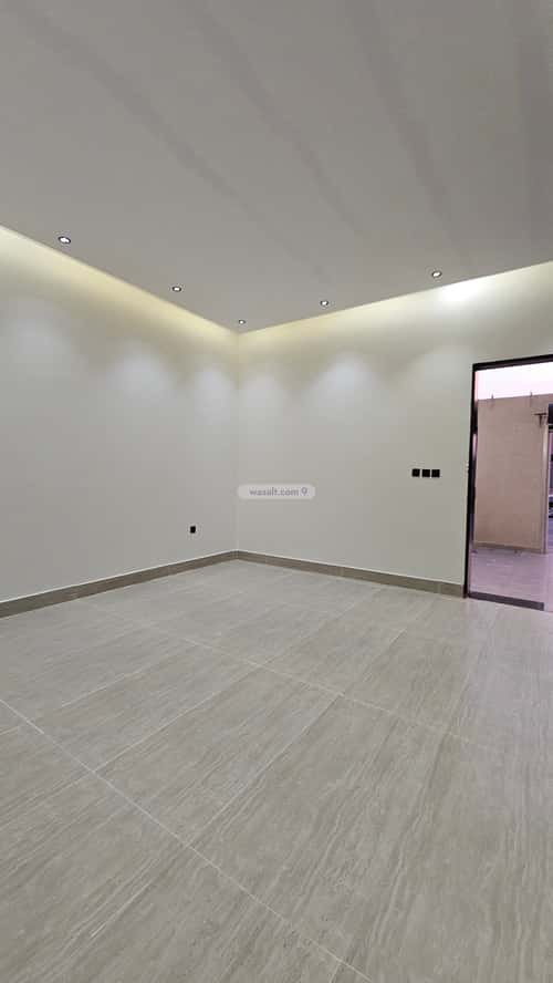 5 bedroom floor in Tuwaiq 7