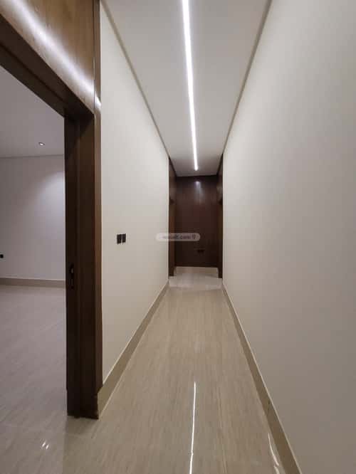 5 bedroom floor in Tuwaiq 11