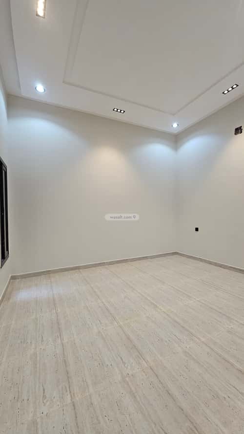 5 bedroom floor in Tuwaiq 4