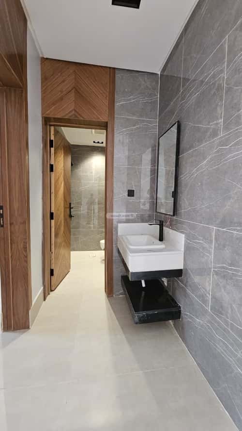 5 bedroom villa in Okaz 17