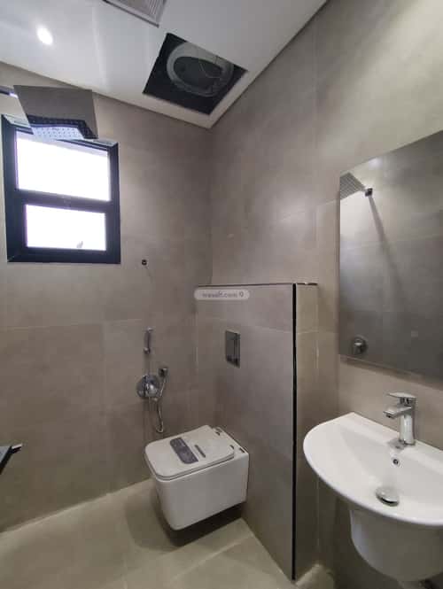 4 bedroom floor in Al Yarmouk 1