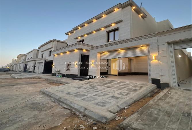 5 bedroom apartment in Al Nadwah 2