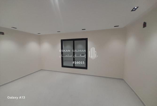 3 bedroom apartment in Al Rimal 2
