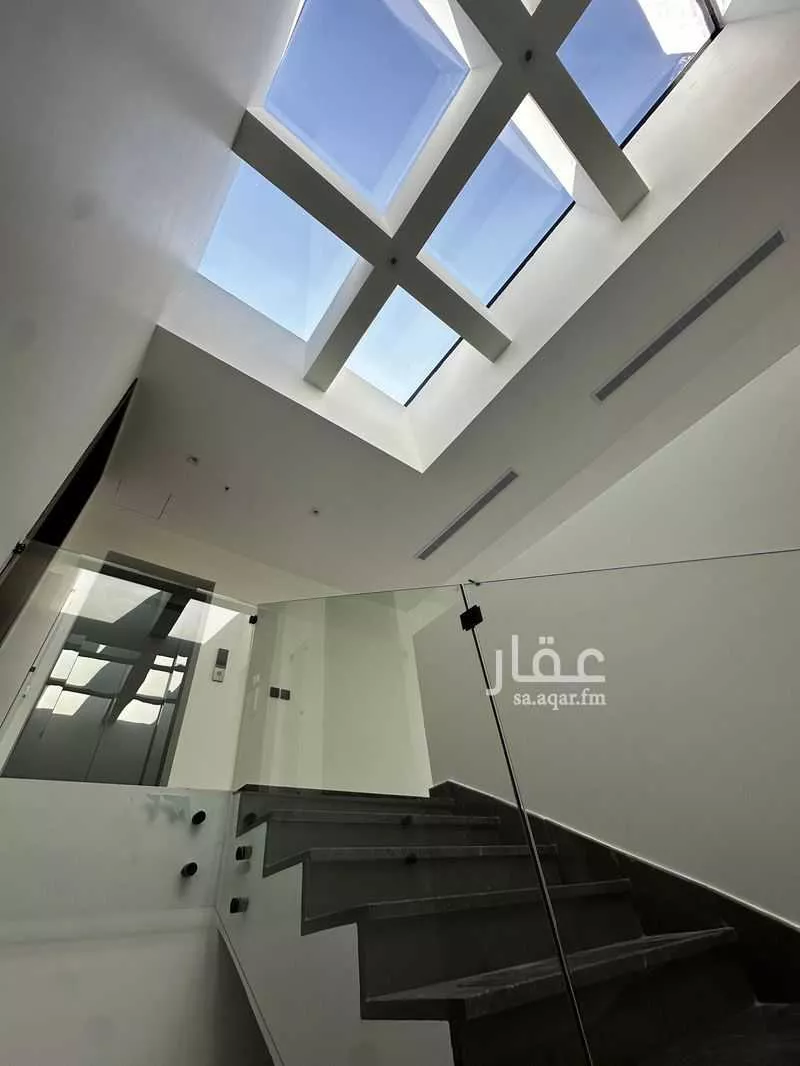5 bedroom villa in Al Murjan 11