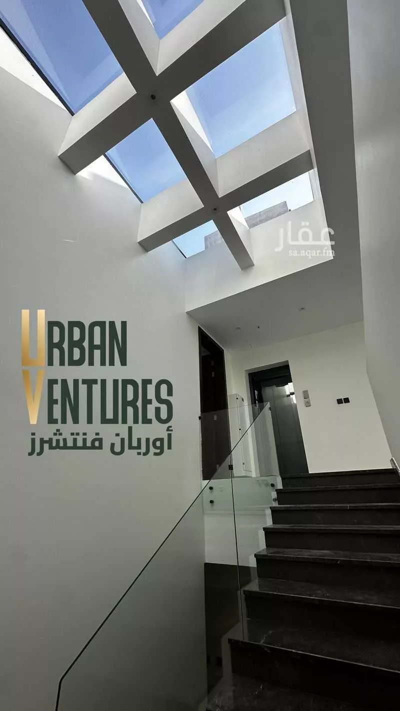 5 bedroom villa in Al Murjan 7