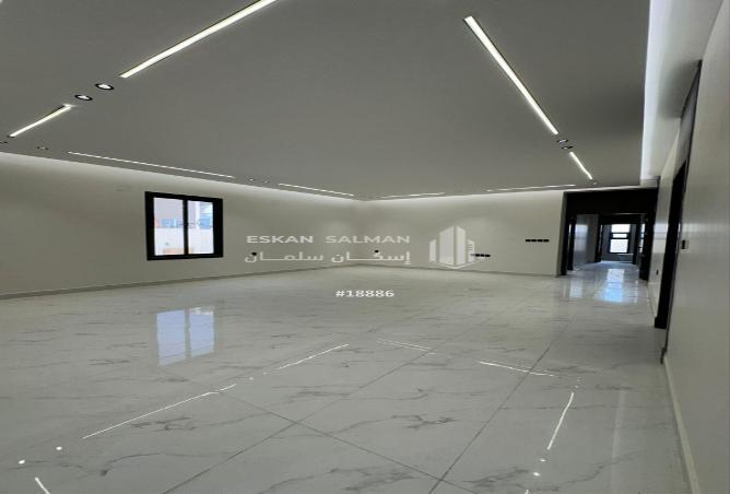 6 bedroom apartment in Al Munsiyah 3