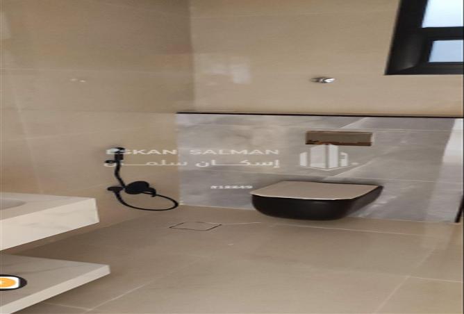 3 bedroom apartment in Al Uraija Al Gharbiyah 3