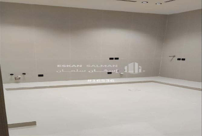 6 bedroom apartment in Al Janadriyah 3