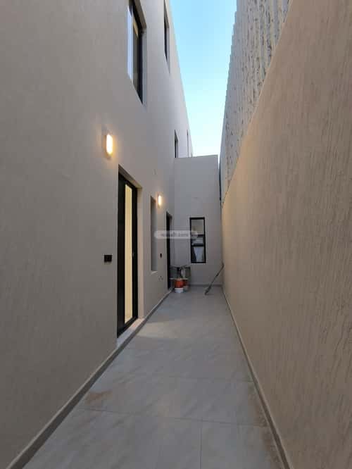 5 bedroom floor in Al Munsiyah 7