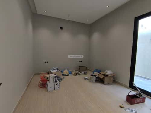 4 bedroom floor in Al Khaleej 2