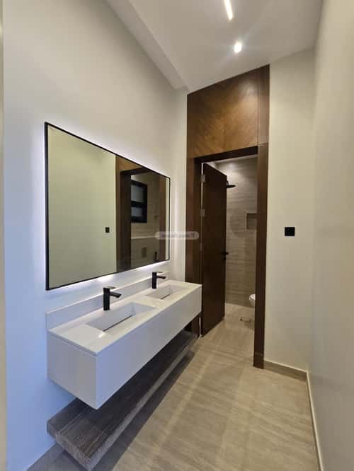 4 bedroom floor in Al Awali 10