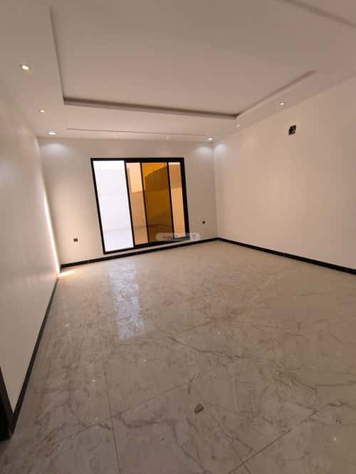 4 bedroom apartment in Al Hazm 3