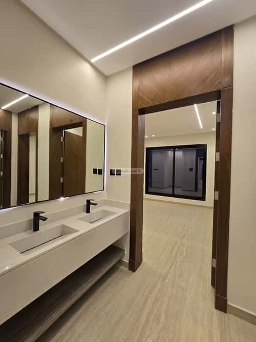 6 bedroom floor in Al Awali 16