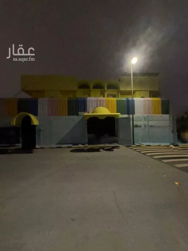 فيلا 10 غرف في الروضة 2