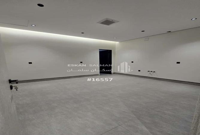 5 bedroom apartment in Al Rimal 3