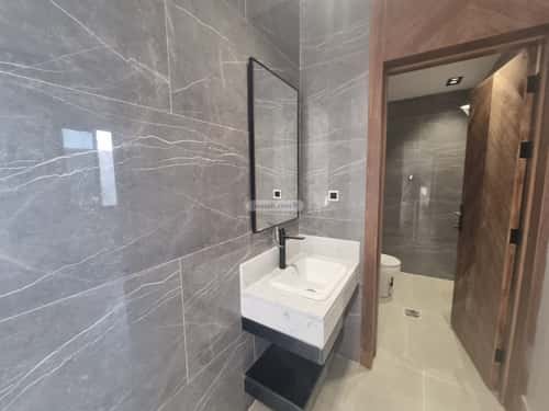 5 bedroom villa in Okaz 2