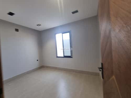 5 bedroom villa in Okaz 7
