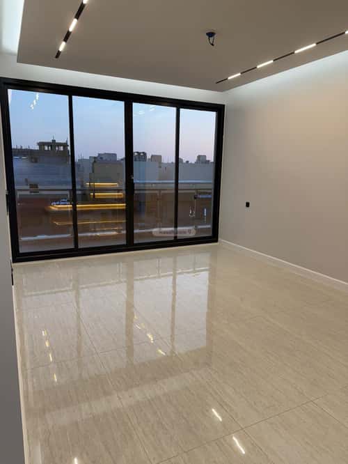 4 bedroom apartment in Tuwaiq 3