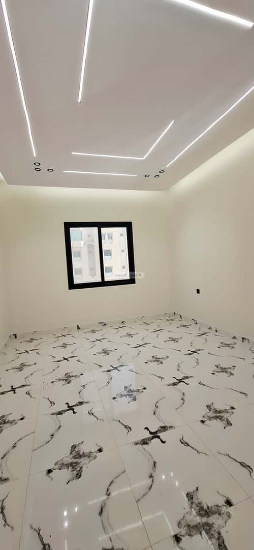 6 bedroom apartment in Al Jalawiyah 3