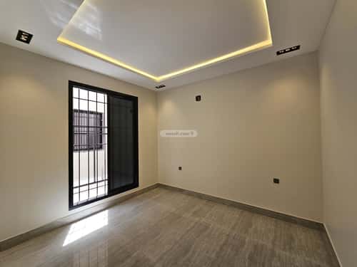 5 bedroom villa in Al Rimal 13