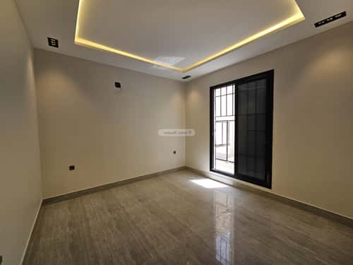 5 bedroom villa in Al Rimal 6