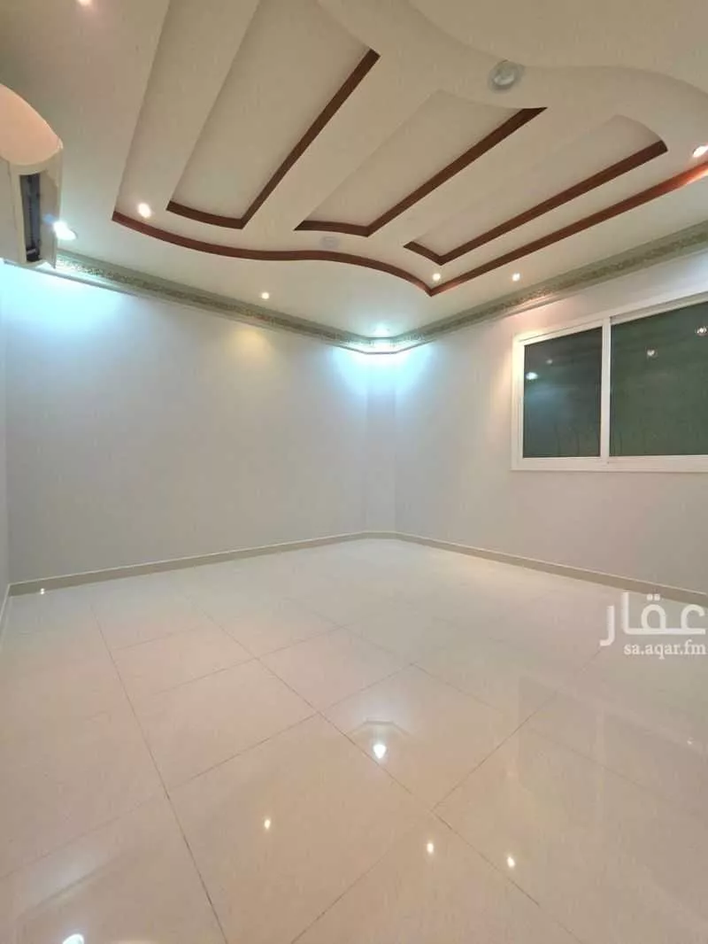 4 bedroom floor in Ishbiliyah 2