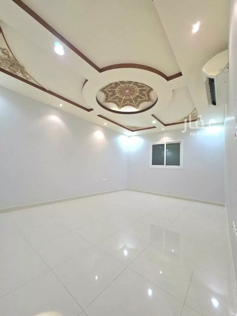 4 bedroom floor in Ishbiliyah 7