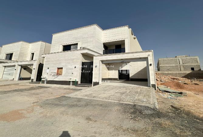 6 bedroom apartment in Al Janadriyah 2