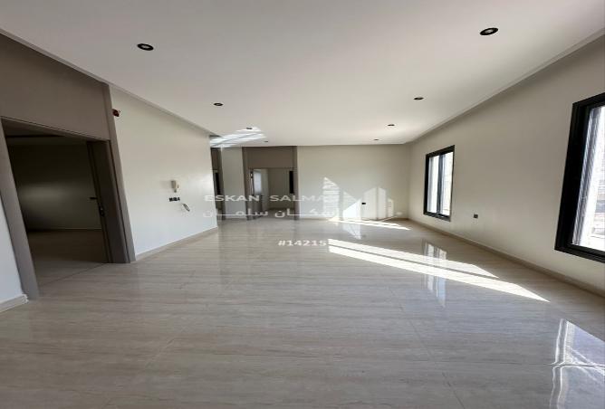 6 bedroom apartment in Al Janadriyah 3