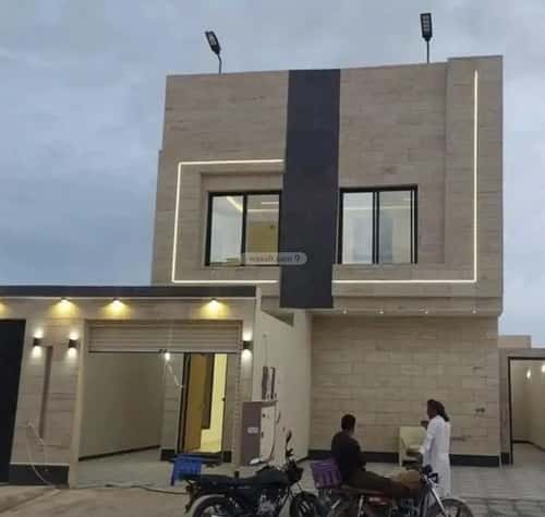 5 bedroom villa in Al Uraija Al Gharbi 1