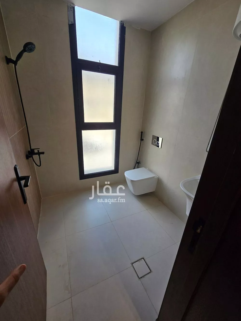 شقة 1 غرف في العقيق 2