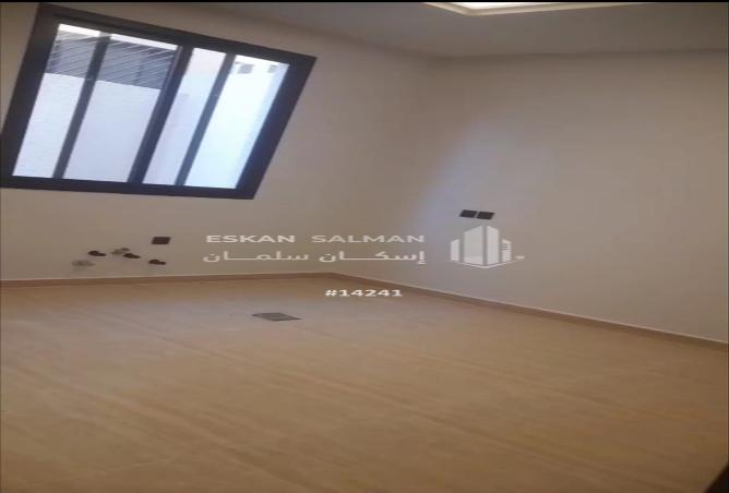 6 bedroom apartment in As Suwaidi 3