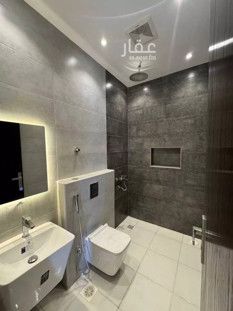 4 bedroom apartment in Al Manar 8