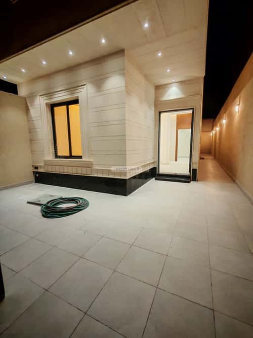 5 bedroom floor in Al Janadriyah 19