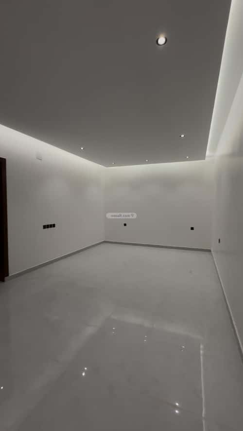 5 bedroom villa in Al Khaleej 3