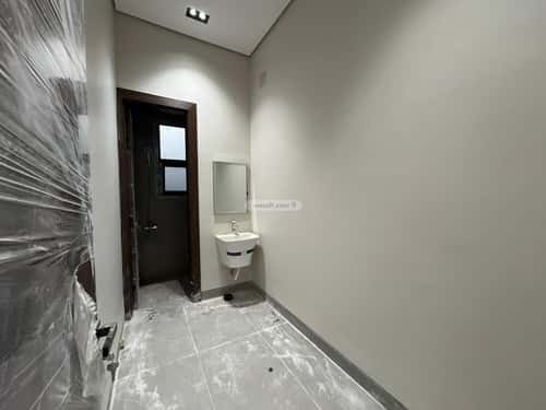 4 bedroom floor in Ishbiliyah 5