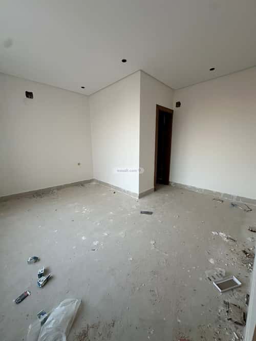 5 bedroom villa in Al Mahdiyyah 4