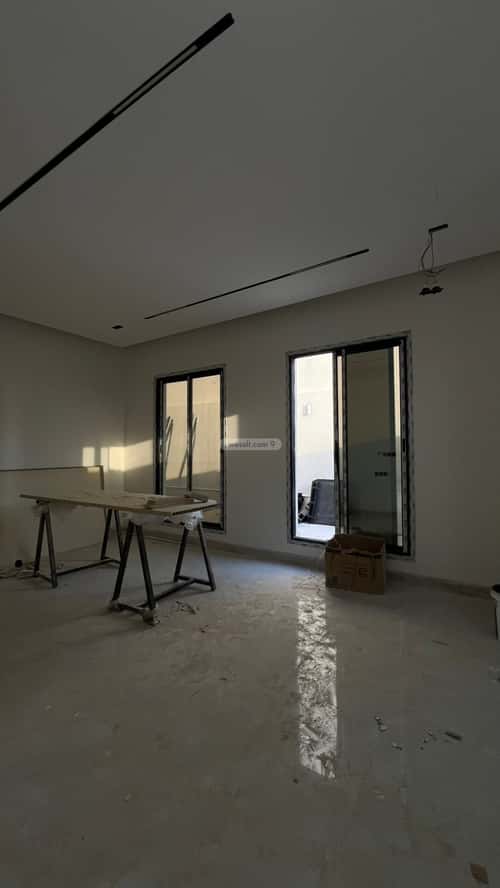 4 bedroom villa in Al Mahdiyyah 3