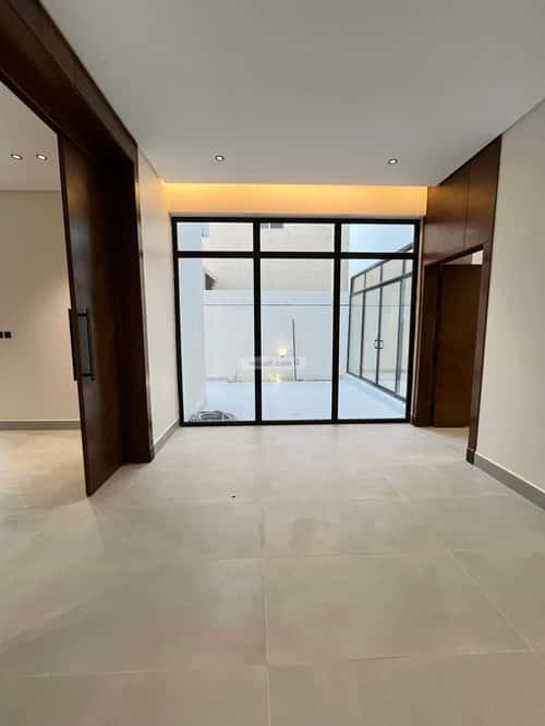 فيلا 6 غرف في المهدية 4