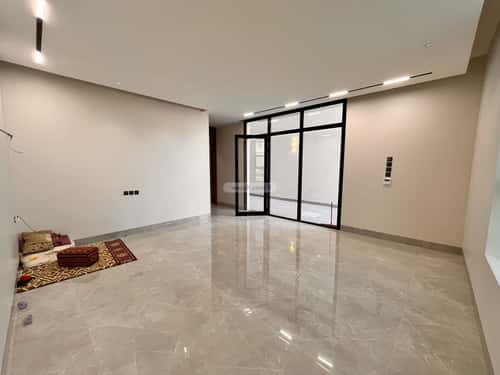5 bedroom villa in Al Mahdiyyah 4